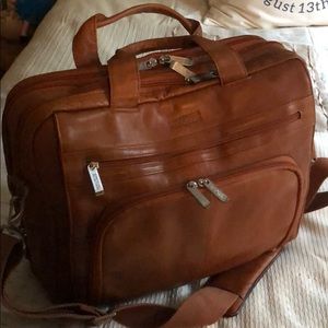 Kenneth Cole Leather Expandable Computer Case
